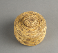 Tlingit%20artist%2C%20%3Cb%3E%3Ci%3E%20Tobacco%20Container%3C%2Fi%3E%3C%2Fb%3E%2C%20ca.%201900%2C%20spruce%20root%2C%20Museum%20Purchase%3A%20Indian%20Collection%20Subscription%20Fund%2C%20Rasmussen%20Collection%20of%20Northwest%20Coast%20Indian%20Art%2C%20no%20known%20copyright%20restrictions%2C%2048.3.644